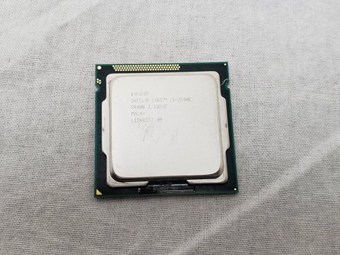 Core i5 2500K バルク (3.30GHz/ターボブースト時3.70GHz/4-core 4-thread/L2=256kB x4 L3=6MB/TDP95W) 各サイトで併売につき売切れのさいはご容赦願います。