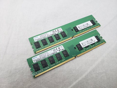 PC4-17000E(DDR4 2133) 8GB x2 ECC 各サイトで併売につき売切れのさいはご容赦願います。