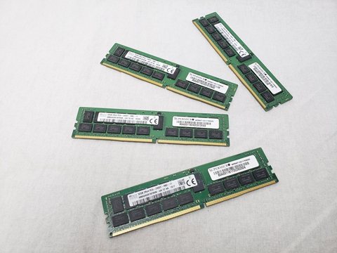 PC4-19200(DDR4 2400) 32GB Registered ECC 各サイトで併売につき売切れのさいはご容赦願います。
