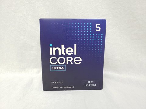 Core Ultra 5 225F BOX (3.3(4.9)/2.7(4.4)GHz / 10(6+4)コア 10スレッド / スマートキャッシュ(L3)20MB / トータルL2キャッシュ22MB / 内蔵グラフィックス非搭載 / プロセッサーベースパワー65W / Max Turbo Power121W) 各サイトで併売につき売切れのさいはご容赦願います。
