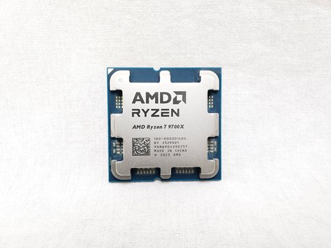 Ryzen7 9700X バルク (8C/16T、3.8GHz(最大5.5)、65W、L2+L3 Cache 40MB、Radeon Graphics ) 各サイトで併売につき売切れのさいはご容赦願います。