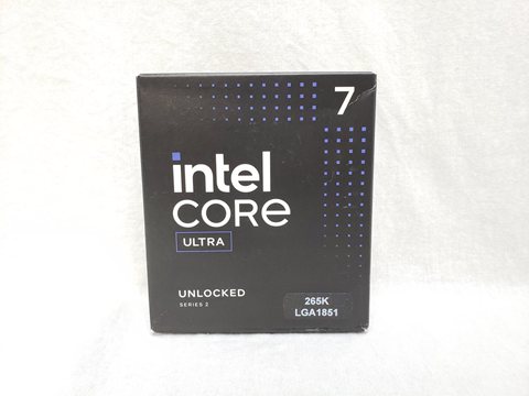 Core Ultra 7 265K BOX (3.9(5.4)/3.3(4.6)GHz/20(8+12)コア 20スレッド/スマートキャッシュ(L3)30MB/トータルL2キャッシュ36MB) 各サイトで併売につき売切れのさいはご容赦願います。