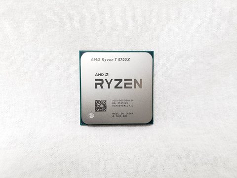 Ryzen 7 5700X バルク (8C/16T、3.4GHz(最大4.6)、65W、L3 Cache 32MB) 各サイトで併売につき売切れのさいはご容赦願います。