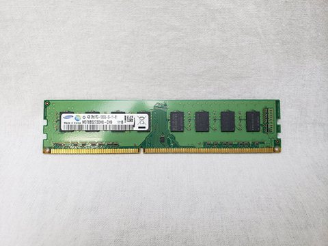 PC3-10600(DDR3 1333) 4GB /バルク 各サイトで併売につき売切れのさいはご容赦願います。