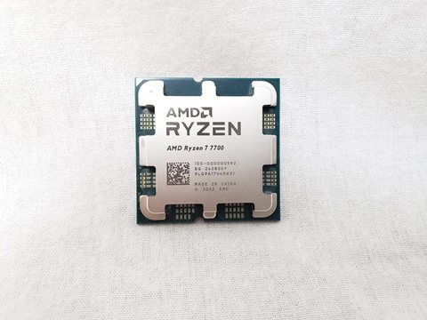 Ryzen7 7700 バルク (8C/16T、3.8GHz(最大5.3)、65W、L2+L3 Cache 40MB、Radeon Graphics ) 各サイトで併売につき売切れのさいはご容赦願います。