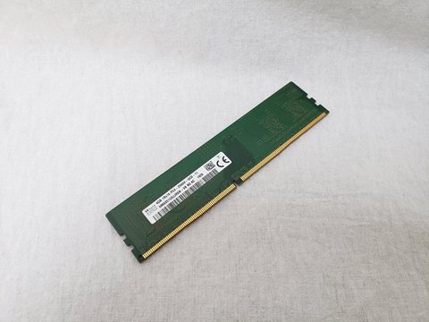 PC4-21300(DDR4 2666) 4GB /バルク 各サイトで併売につき売切れのさいはご容赦願います。
