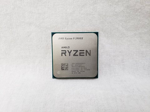 Ryzen 9 3900X バルク (12C24T/3.8GHz（4.6）/105W/Total Cache 70MB) 各サイトで併売につき売切れのさいはご容赦願います。