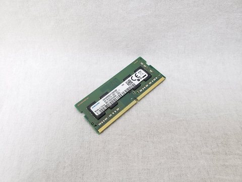 PC4-19200(DDR4 2400) 260Pin S.O.DIMM 4GB 各サイトで併売につき売切れのさいはご容赦願います。
