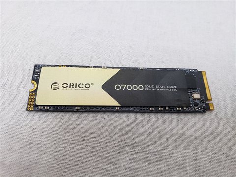 M.2 NVMe SSD 2TB 各サイトで併売につき売切れのさいはご容赦願います。