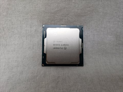 Core i5-8500T バルク (2.10GHz/ターボブースト時3.50GHz/6-core 6-thread/Total Cache 9MB/TDP35W/UHD Graphics 630) 各サイトで併売につき売切れのさいはご容赦願います。
