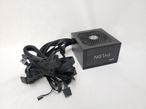 XPG PYLON 750W PYLON750B-BKCJP 各サイトで併売につき売切れのさいはご容赦願います。