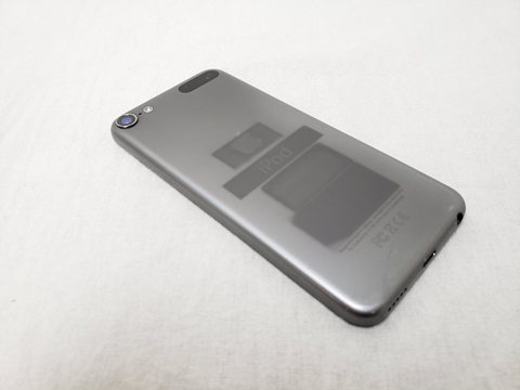 iPod touch 32GB スペースグレイ MKJ02J/A 第6世代 各サイトで併売につき売切れのさいはご容赦願います。