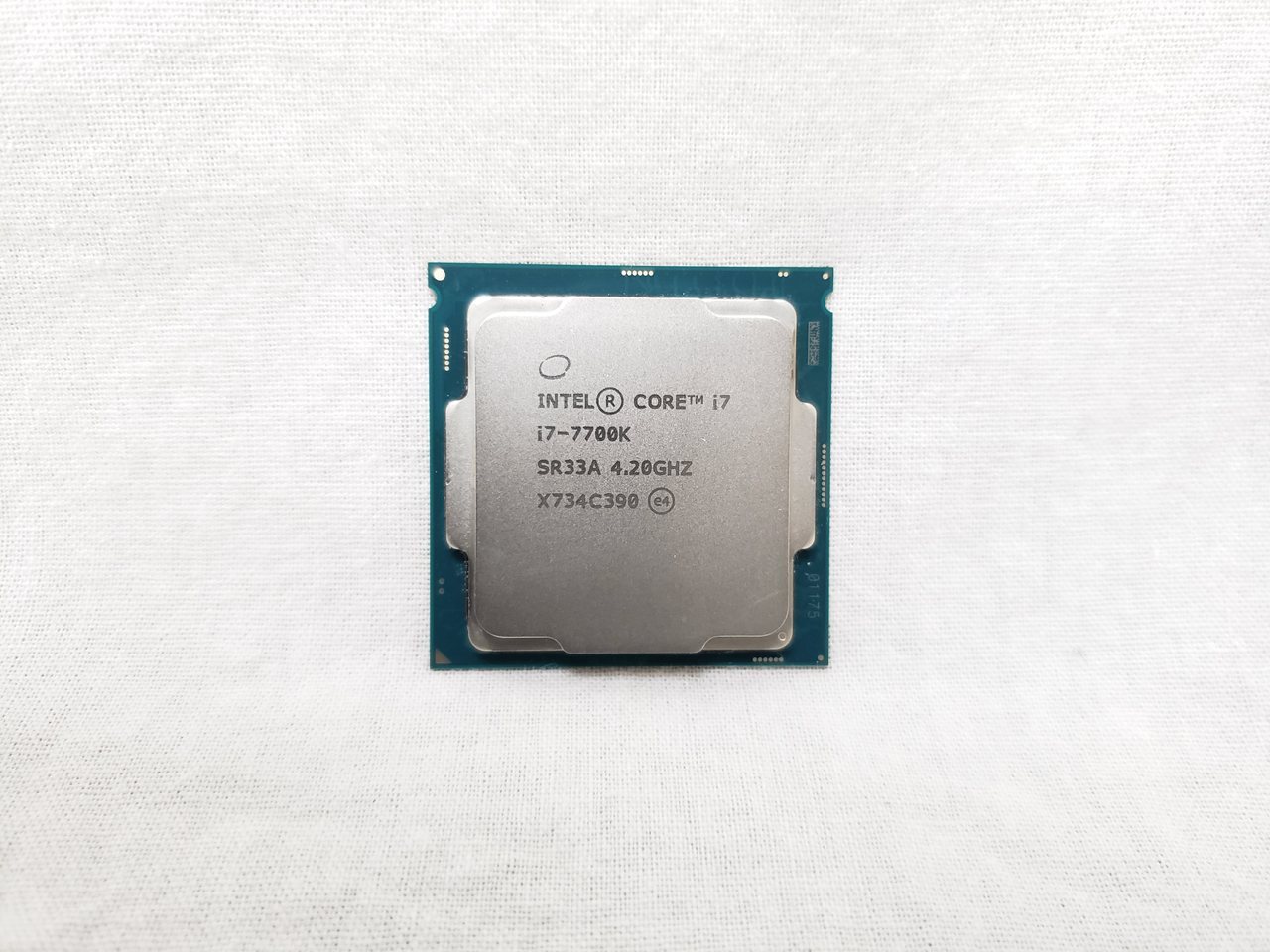 Core i7-7700K バルク (4.20GHz/ターボブースト時4.50GHz/4-core 8 