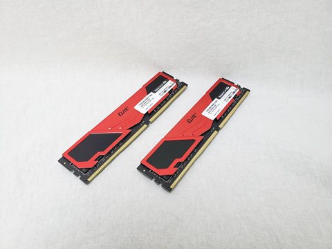 TPRD416G2666HC19DC01 /バルク 各サイトで併売につき売切れのさいはご容赦願います。