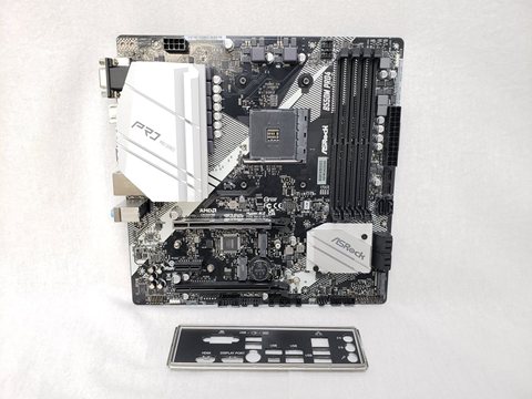 B550M Pro4 各サイトで併売につき売切れのさいはご容赦願います。