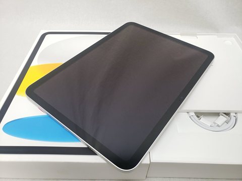 iPad 10.9インチ（第10世代/2022） Wi-Fi 256GB シルバー /MPQ83J/A 各サイトで併売につき売切れのさいはご容赦願います。