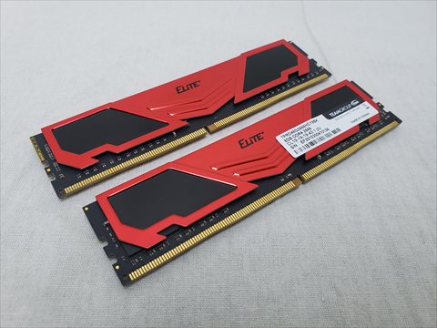 TPRD416G2666HC19DC01 /バルク 各サイトで併売につき売切れのさいはご容赦願います。