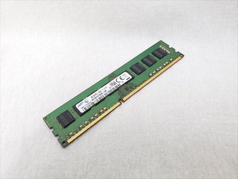 PC3-12800(DDR3 1600) 8GB 各サイトで併売につき売切れのさいはご容赦願います。