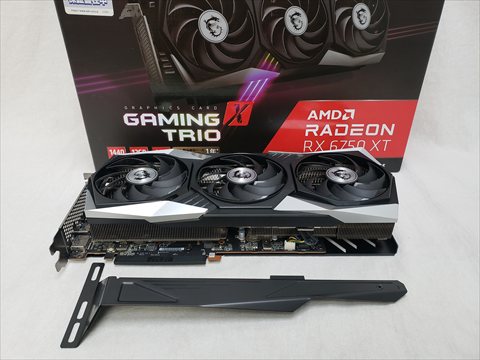 Radeon RX 6750 XT GAMING X TRIO 12G 各サイトで併売につき売切れのさいはご容赦願います。
