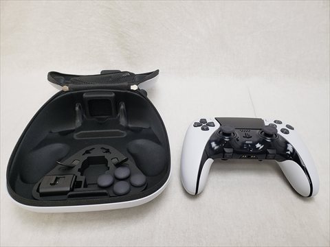 DualSense Edge ワイヤレスコントローラー (CFI-ZCP1) 各サイトで併売につき売切れのさいはご容赦願います。