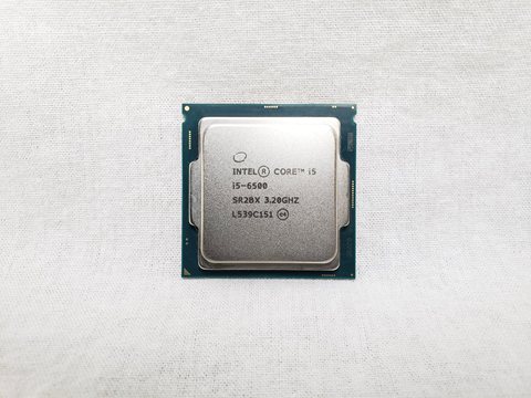 Core i5-6500 バルク (3.20GHz/ターボブースト時3.60GHz/4-core 4-thread/Total Cache 6MB/TDP65W/HD Graphics 530) 各サイトで併売につき売切れのさいはご容赦願います。