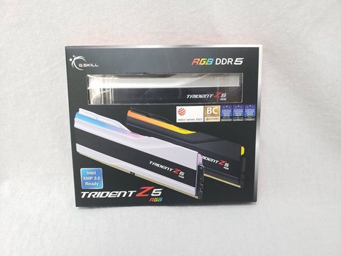 F5-6000J4040F16GX2-TZ5RS 各サイトで併売につき売切れのさいはご容赦願います。