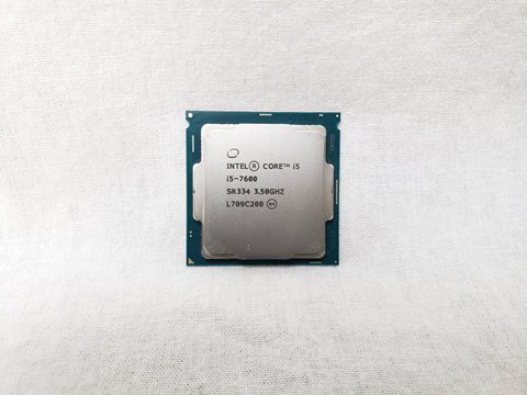 Core i5-7600 バルク (3.50GHz/ターボブースト時4.10GHz/4-core 4-thread/Total Cache 6MB/TDP65W/HD Graphics 630) 各サイトで併売につき売切れのさいはご容赦願います。