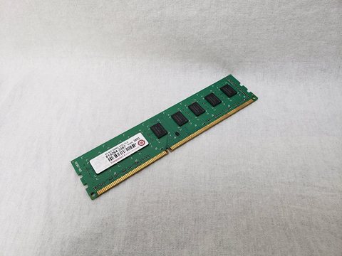PC3-10600(DDR3 1333) 4GB /バルク 各サイトで併売につき売切れのさいはご容赦願います。