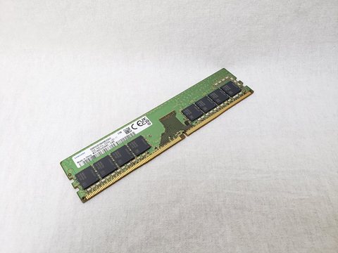 PC4-25600(DDR4 3200) 16GB x2 /バルク 各サイトで併売につき売切れのさいはご容赦願います。