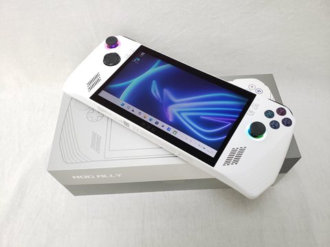 ROG Ally RC71L-Z1E512 （Z1 Extreme/7.0/16GB/512GB） 各サイトで併売につき売切れのさいはご容赦願います。