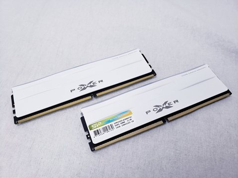 SP016GXLWU60AFSH /バルク 各サイトで併売につき売切れのさいはご容赦願います。