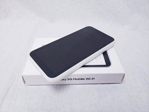 SCR01SWU ホワイト /Galaxy 5G Mobile Wi-Fi 【UQ SIMFREE】 各サイトで併売につき売切れのさいはご容赦願います。