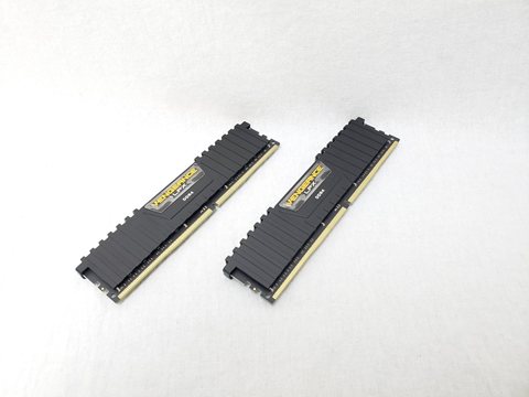 CMK32GX4M2A2666C16相当 /バルク 各サイトで併売につき売切れのさいはご容赦願います。