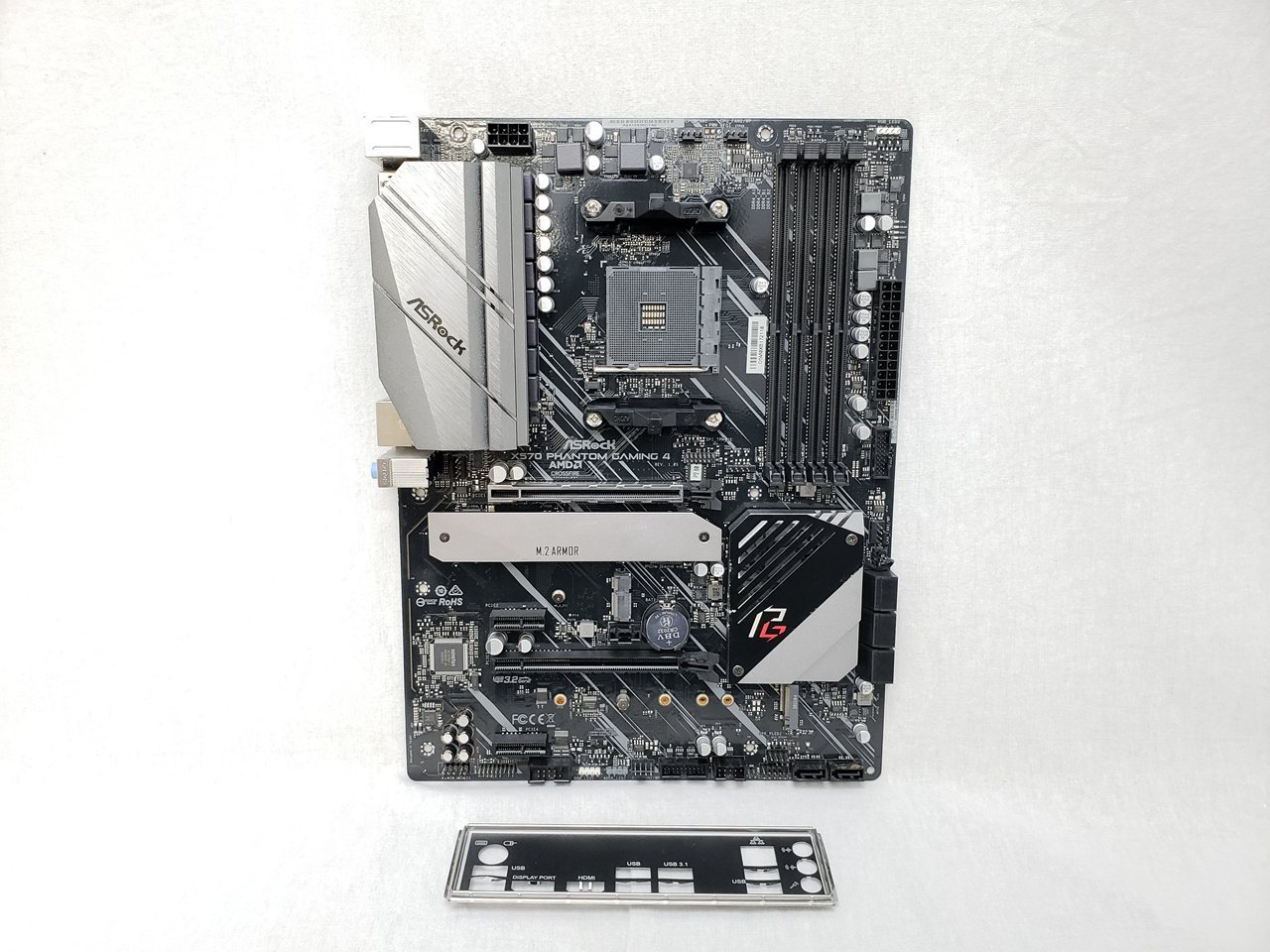 X570 Phantom Gaming 4 各サイトで併売につき売切れのさいはご容赦願い 