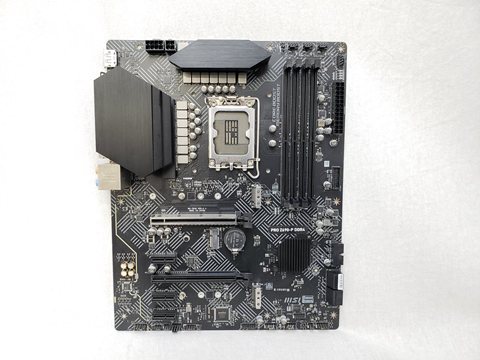 PRO Z690-P DDR4 各サイトで併売につき売切れのさいはご容赦願います。