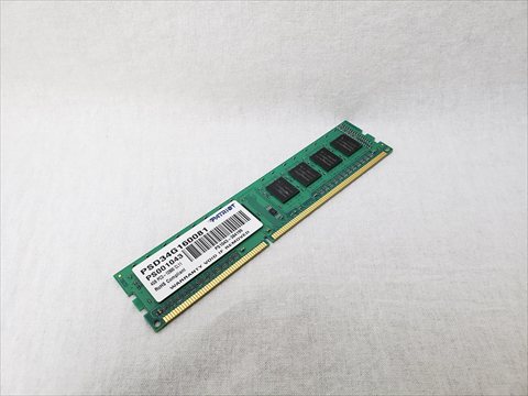 PC3-12800(DDR3 1600) 4GB /バルク 各サイトで併売につき売切れのさいはご容赦願います。