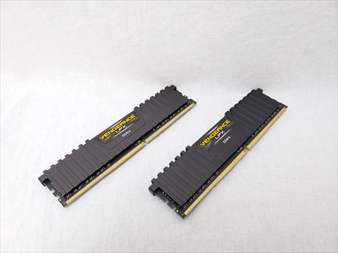 CMK16GX4M2B3200C16 /バルク 各サイトで併売につき売切れのさいはご容赦願います。