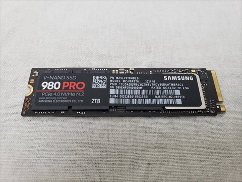 980 PRO MZ-V8P2T0B/IT 各サイトで併売につき売切れのさいはご容赦願います。