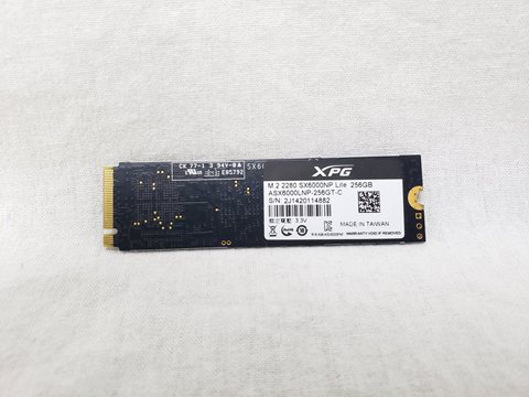 XPG SX6000 Lite ASX6000LNP-256GT-C 各サイトで併売につき売切れのさいはご容赦願います。