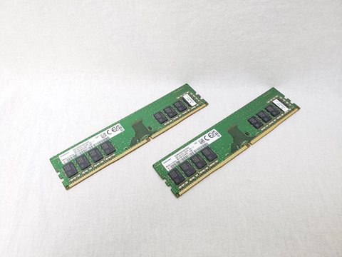 PC4-25600(DDR4 3200) 8GB x2 /バルク 各サイトで併売につき売切れのさいはご容赦願います。