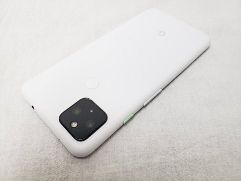 Pixel4a (5G) クリアリーホワイト 6GB/128GB Softbank 【SIMロック解除品】 各サイトで併売につき売切れのさいはご容赦願います。
