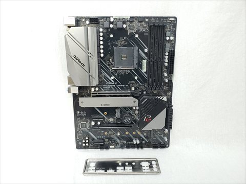 X570 Phantom Gaming 4 各サイトで併売につき売切れのさいはご容赦願います。