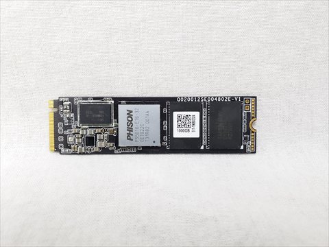 M.2 NVMe SSD 1TB 各サイトで併売につき売切れのさいはご容赦願います。