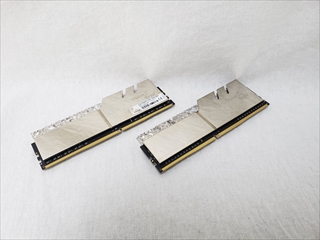 F4-4000C15D-16GTRS /バルク 各サイトで併売につき売切れのさいはご容赦願います。