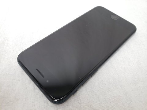 iPhoneSE （第3世代） 128GB ミッドナイト /MMYF3J/A 【国内版 SIMFREE】 各サイトで併売につき売切れのさいはご容赦願います。