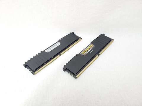 CMK32GX4M2A2666C16 /バルク 各サイトで併売につき売切れのさいはご容赦願います。