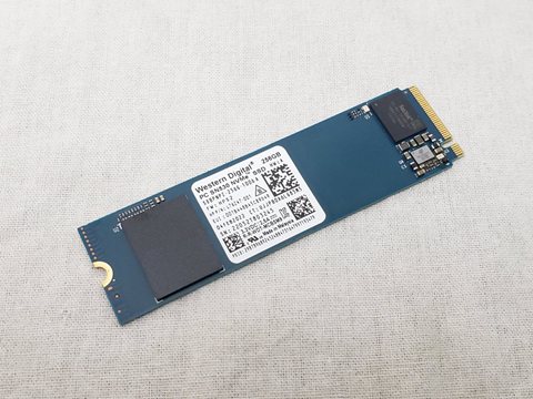 SN530 SDBPNPZ-256G-1006A 各サイトで併売につき売切れのさいはご容赦願います。