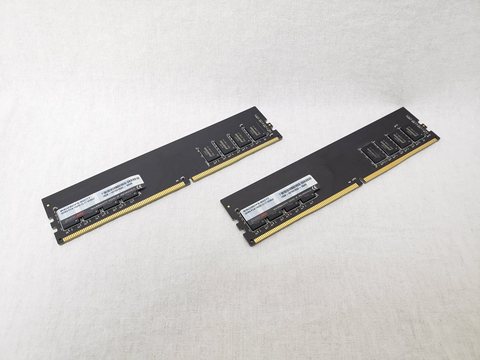 W4U2400PS-4GC17 /バルク 各サイトで併売につき売切れのさいはご容赦願います。
