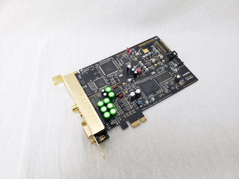 Auzen X-Fi HomeTheater HD 各サイトで併売につき売切れのさいはご容赦願います。