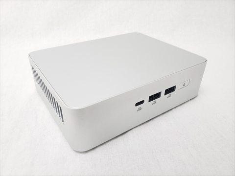 NUC 15 PRO Plus Kit RNUC15CRSU700000I(RNUC15CRSU700000I) 各サイトで併売につき売切れのさいはご容赦願います。